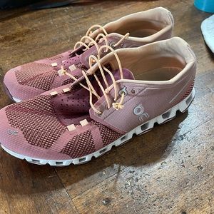 On cloud 2.0 dustrose and mulberry